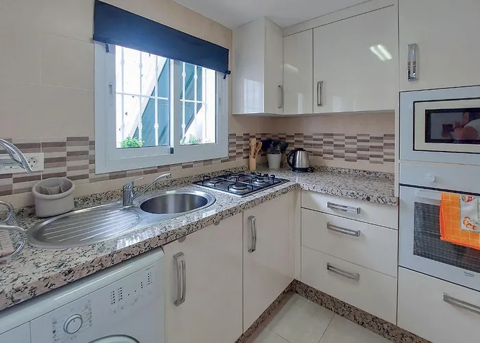 Tatil Evi Beautiful In With Wifi Fuengirola